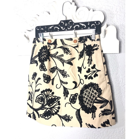 Anthropologie Dresses & Skirts - Anthropologie Vanessa Virginia Embroidered A-line